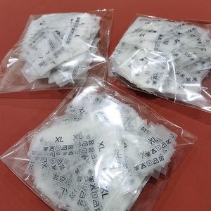 สติกเกอร์รีดร้อน<span class=keywords><strong>แบบ</strong></span>กำหนดเอง ความหนาแน่นสูง ล้างทำความสะอาดได้ สำหรับติดเสื้อผ้าหลากหลายชนิด ไวนิลแบบมีกาวในตัว - Product Image 5