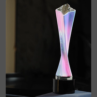 Trophée haut de gamme médaille de cristal personnalisé gravé mode diamant élément trophée sculpture cérémonie de remise des prix annuelle