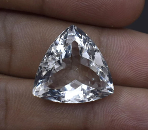 หินควอตซ์คริสตัลธรรมชาติเกรดสูง18.50Ct เจียระไนเหลี่ยมเพชรพลอยสูง18X19X10มม. มีความต้องการสูงถึงล้าน - Product Image 5