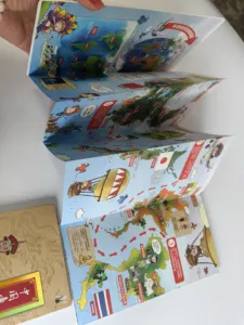 Stampa del libretto di piegatura del fumetto del volantino del fumetto personalizzato di attività di apprendimento dei bambini delle pagine a colori