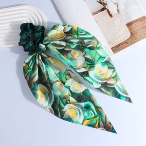 Écharpe chouchou surdimensionnée à motif floral, en satin doux avec ruban détachable, accessoire capillaire pour usage quotidien - Product Image 3