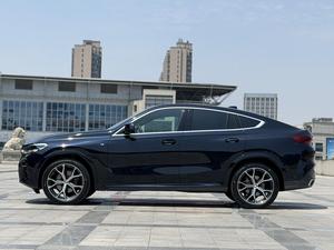 Auto Usado en Venta, <span class=keywords><strong>BMW</strong></span> <span class=keywords><strong>X6</strong></span> XDrive30i 2022, Paquete M Sport, SUV Usado, Volante a la Izquierda, Automático, Lujoso, 265hp, Tracción en las Cuatro Ruedas, Excelente Estado - Product Image 5