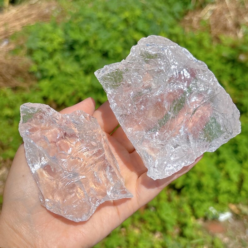 Pierre brute de quartz clair