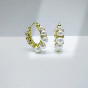 factory price plata 925 sterling <b>silver</b> round designer earring wholesale retro bridal gold plated pearl fashion <b>hoop</b> earrings - Product Image 4