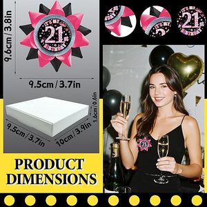 Spille da bavero per il 21° compleanno da ragazza, fatte a mano, con nastro in grosgrain nero e rosa, distintivo in banda di latta, decorazioni per feste di 21° compleanno - <span class=keywords><strong>IT</strong></span> è il mio 21° compleanno - Product Image 2