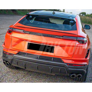 Pour la nouvelle Lamborghini URUS S 2023-2025, kit de conversion Performante avec diffuseur arrière en fibre de carbone visible - Product Image 2