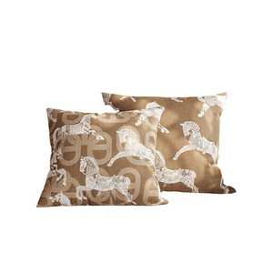 Slow Down Knight's Old Dream Square Pillow Case Vintage Style Breathable PP Cotton Filling For Sofa Bedroom - Product Image 3