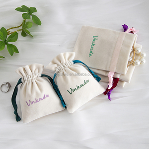 9*12cm New Luxury Beige High End Thick Velvet Pouch With Grosgrain <b>Ribbon</b> Jewelry Drawstring Gift Pouches Bag Bracelete Holder - Product Image 1
