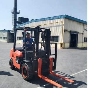 Montacargas Usado Original Japonés con Motor Diésel, Precio Accesible, Año 2022, <span class=keywords><strong>Toyota</strong></span> 7FD30 8FD30, 3 Toneladas, Montacargas FD30 de Segunda Mano - Product Image 3