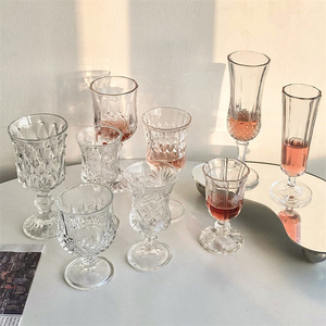 Vintage calici a calice <span class=keywords><strong>Retro</strong></span> goffrato <span class=keywords><strong>Set</strong></span> di bicchieri da vino trasparente per succo di Gin Cocktail drink Champagne - Product Image 2