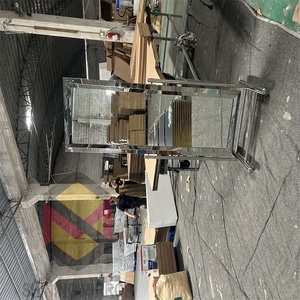 Braket ve tekerlekler ile yeni tasarım ayna paslanmaz çelik çerçeve zemin ayakta aynalar tam boy metal ayna çerçevesi - Product Image 3