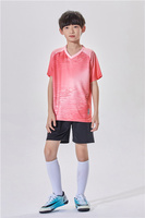 Neues Design billige Fußball trikots komplettes Team-Set mit benutzer definiertem Logo
