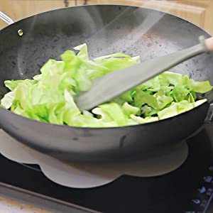 Tapis de protection en silicone pour cuisinière à induction, forme de fleur, épaisseur 0,2-0,4 mm, qualité alimentaire, antidérapant, noir/gris, diamètre 25 cm - Product Image 6