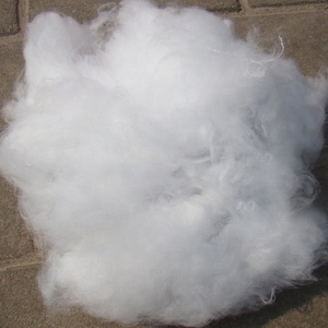 Rembourrage de coussin lavable de haute qualité en fibres écologiques 60G, garnissage moelleux en polyester, rembourrage original en fibres - Product Image 3