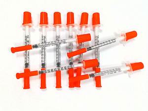 Jeringa de <span class=keywords><strong>Insulina</strong></span> Desechable de 0.5ml 1ml con Tapa Naranja, Aguja Ultrafina 31G, Inyección Estéril sin Dolor, 100 Piezas/caja - Product Image 2