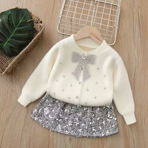 Cardigan in <span class=keywords><strong>Maglia</strong></span> con Strass e Gonna con Paillettes per Bambine, Completo Invernale da 2 Pezzi per le Festività - Product Image 1