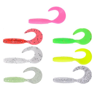 Señuelos de Pesca Aohu, Señuelos Artificiales de Goma con Cola Rizada, Señuelos de PVC para Pesca de Lubina, Paquete de 12 Unidades - Product Image 4