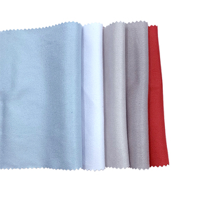 Panno personalizzato per la pulizia degli occhiali in pelle scamosciata 8*8/6*6/13*13/13*15cm disponibile grigio/blu/bianco/rosso diversi colori goffratura Logo salviette - Product Image 2