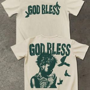 Camiseta Oversize de Hombros Caídos con Gráfico de Niño Rezando y Paloma, Estilo Vintage Lavado y Desgastado, Streetwear - Product Image 4