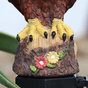 Lumière extérieure solaire de jardin d'aigle pour l'éclairage de paysage de pelouse de cour de passerelle