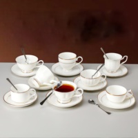 Tasses et plats à thé personnalisés en porcelaine, ensemble de soucoupes à thé modernes avec bord en or blanc