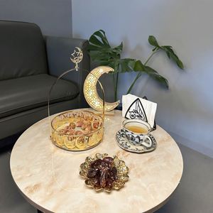 ถาดเสิร์ฟเค้กช็อกโกแลตสุดหรูสำหรับเทศกาลอีด รอมฎอน ของชาวมุสลิม ถาดโลหะรูปพระจันทร์และดาวสำหรับตกแต่งเค้กในช่วงรอมฎอน - Product Image 2