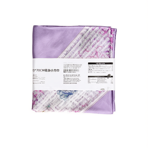 Foulard quadrato floreale 70x70 cm in seta stampata, accessorio moda donna - Product Image 1