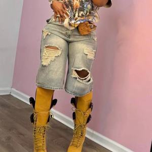 Nuevos shorts vaqueros de mujer de cintura alta, holgados, estilo retro, con agujeros, de pierna ancha y corte recto, a la moda. - Product Image 6