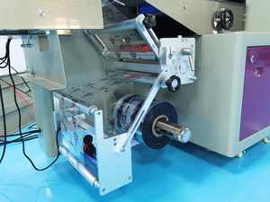 Machine d'emballages multifonction, avec trous, <span class=keywords><strong>de</strong></span> poinçonnage, stylo à bille, brosse, stylo, 2 pièces - Product Image 2