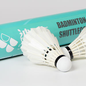 Entraînement de haute qualité et de stabilité et témoin Classe A Volant de badminton en plumes d'oie blanc polyvalent à l'extérieur et à l'intérieur - Product Image 2