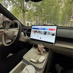 Voiture électrique compacte élégante et zéro émission Platinum Intelligent bZ3X - Product Image 5