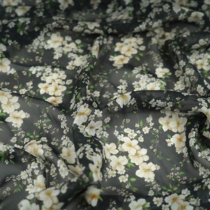 Nueva llegada 100% Mulberry Silk Printing <span class=keywords><strong>George</strong></span> Fabric Logotipo y tamaño personalizados - Product Image 2