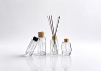 Botol Reed Diffuser Kaca Bening Heksagonal Mewah Pasokan Pabrik 80ml 100ml 200ml Botol Kosong untuk Minyak Esensial & Parfum