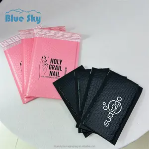 Customized Waterproof Bubble Shipping Mailer Colorful Recyclable Postal Courier Poly Bubble Mailers Padded Envelopes