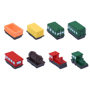 Mini train en résine, ornement décoratif pour bureau, salon, style rétro, emballage en une seule pièce - Product Image 2