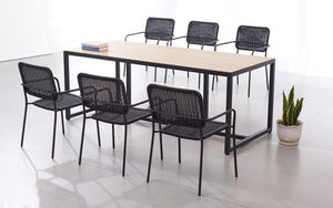 Ensemble de table et chaises de café rectangulaires en fer, résistantes à l'eau, durables et anti-UV, pour usage hôtelier - Product Image 2