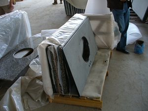 Pietra di granito naturale <span class=keywords><strong>cucina</strong></span> controsoffitti bagno isola vanità <span class=keywords><strong>parete</strong></span> esterna lastre di pietra <span class=keywords><strong>tavolo</strong></span> <span class=keywords><strong>con</strong></span> zoccolo superiore di stoccaggio - Product Image 4