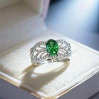 Bague en argent 925 plaqué or avec émeraude et zircone, style royal, pour femme, idéale pour mariage, fiançailles ou comme cadeau de fête