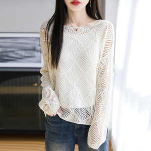 Blusa de Crochê Vazado com Gola de Linho, Manga Lanterna Longa e Detalhes de Diamante, Estilo Y2K - Product Image 2
