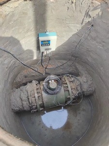 Caudalímetro operado a distancia PN10 DN150, transductor impermeable, medidores de flujo electromagnéticos para planta de suministro de agua - Product Image 4