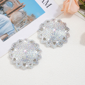 Empanadas de pezón de diamante completo, cubierta de pezón de diamantes de imitación, sujetador reutilizable, pegatina de pecho <span class=keywords><strong>para</strong></span> fiesta salvaje - Product Image 1