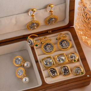 خواتم مكشوفة كلاسيكية أنيقة فرنسية بسطح رقيق على شكل عين القطة الخضراء مطلية بالذهب الحقيقي عيار 18 ومرصعة بالنحاس - Product Image 3