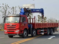 Grue montée sur camion 8x4 16T, grue hydraulique télescopique robuste, grue de chantier certifiée CE, grue de levage de matériaux de construction