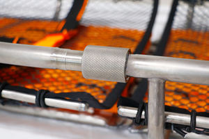 Tandu Keranjang Lipat dari Paduan Titanium dengan Tali Pengangkat Ringan, Beban 270kg untuk Penyelamatan Helikopter di Tebing Laut - Product Image 2