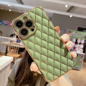 Luxe élégant placage peau d'agneau géométrique TPU couverture de téléphone portable pour <span class=keywords><strong>iPhone</strong></span> 14 13 <span class=keywords><strong>12</strong></span> 11 Pro Max filles femmes <span class=keywords><strong>coque</strong></span> de téléphone - Product Image 1