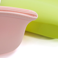 Sac organisateur de tampons en silicone imperméable et anti-chute, sac de toilette portable en silicone