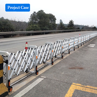 Clôture de sécurité routière en métal pliable extensible de barrière de trafic rétractable de haute qualité pour l'autoroute