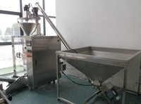 Emballage entièrement automatique de snacks en poudre Machine à emballer de poche en feuille de chocolat pour pâte feuilletée avec impression de dates