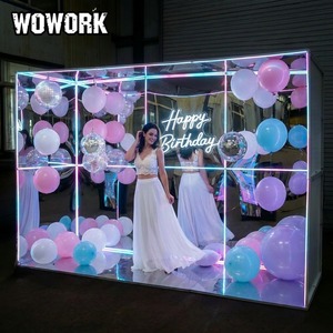 WOWORK Photomaton grandeur nature avec couverture de magazine, boîte photo, affiche, photographie, toile de fond pour l'Anime Expo, C2E2, NYCC, SDCC, MCM, Comic-con - Product Image 4
