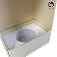 Caja de Perfume de Papel Ecológica Biodegradable con Superficie de Papel Especial y Logotipo en Lámina Plateada con Botella